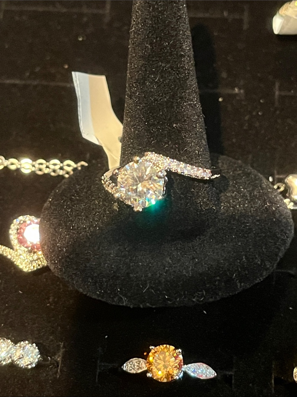 Sparkling White moisenite Halo Ring - Brand Unspecified